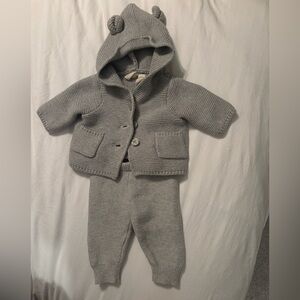 Newborn Gap Sweater Set